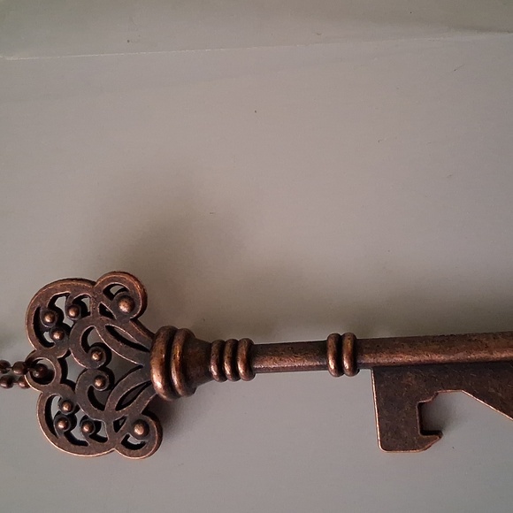 New Keychain - Picture 5 of 7